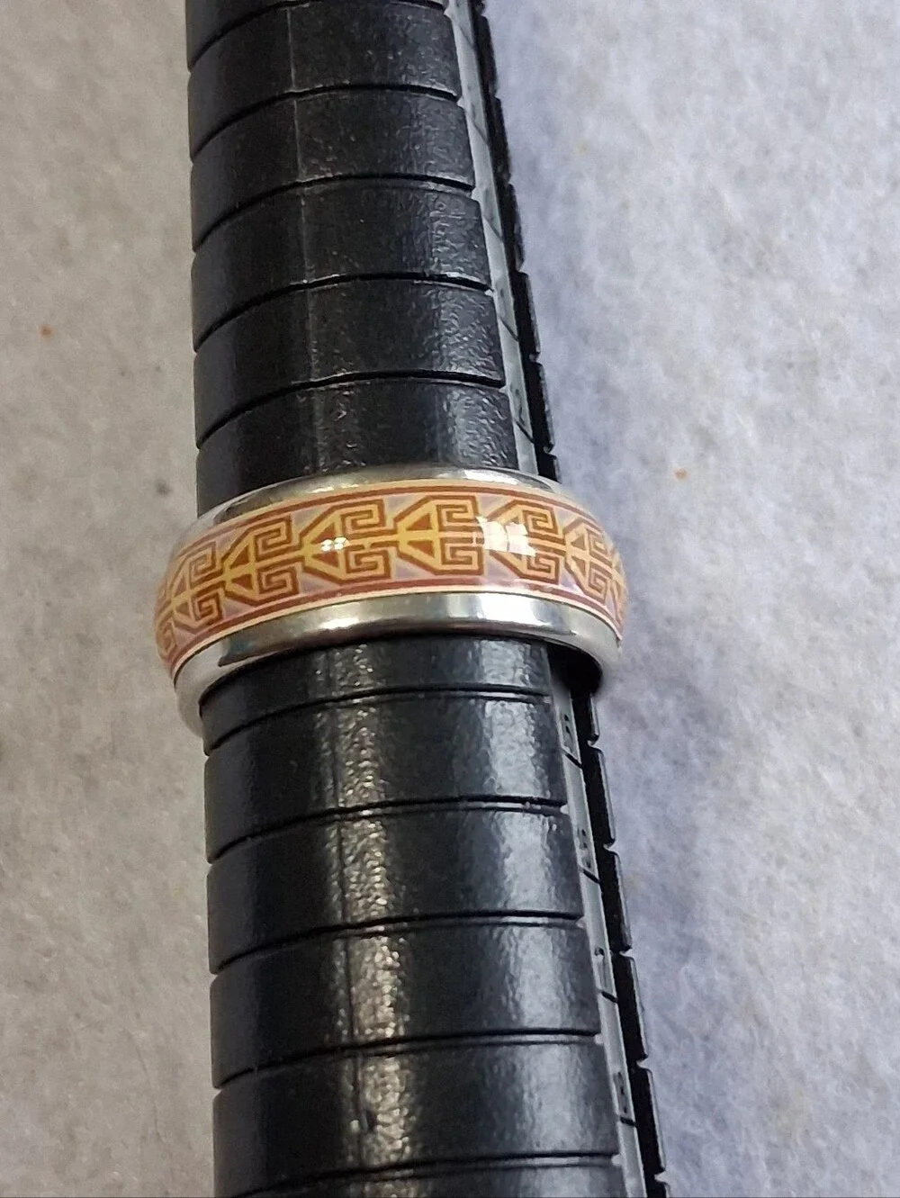 Silver Band Ring with Brown Geometric Inlay - Women's Fashion Ring Size 6.5